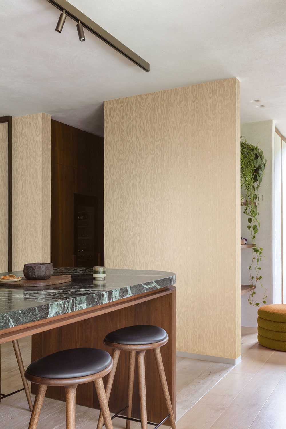 Non-woven wallpaper, beige-pink, wood paneling, RHA204, Rhapsody, Masureel