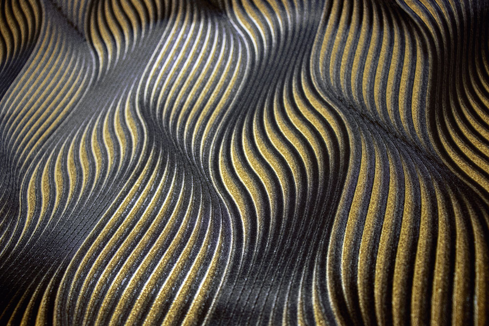Graphic 3D non-woven wallpaper, black-gold, 20044, New Tekko, Emiliana Parati