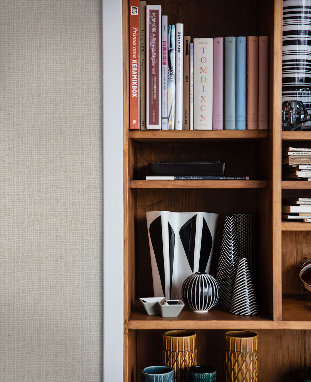 Wallpaper, cream-grey, 4189, Alla Tiders Hus, Borastapeter