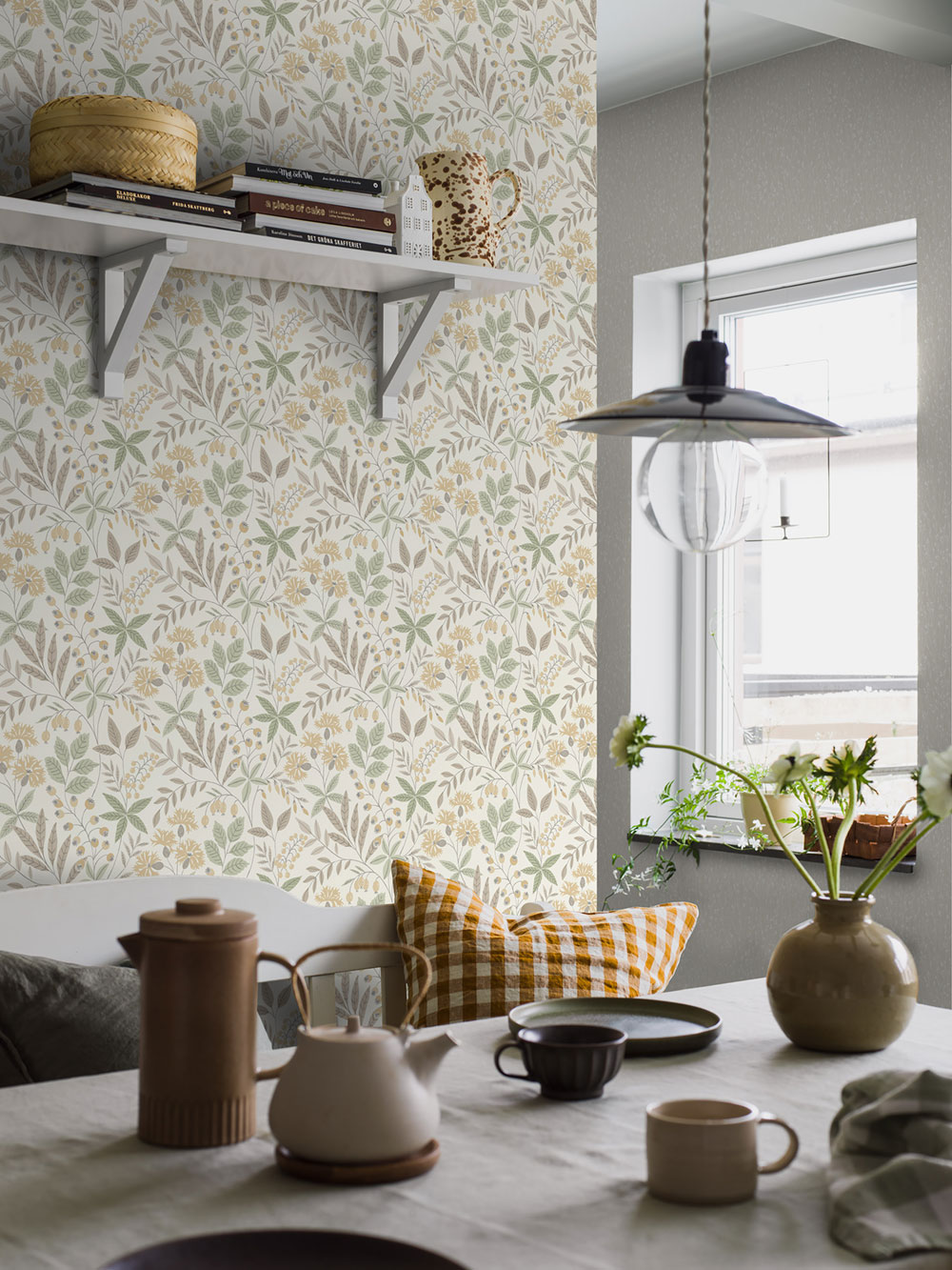 Wallpaper, beige-green, flowers, leaves, 38752, Borosan Hem, Boråstapeter