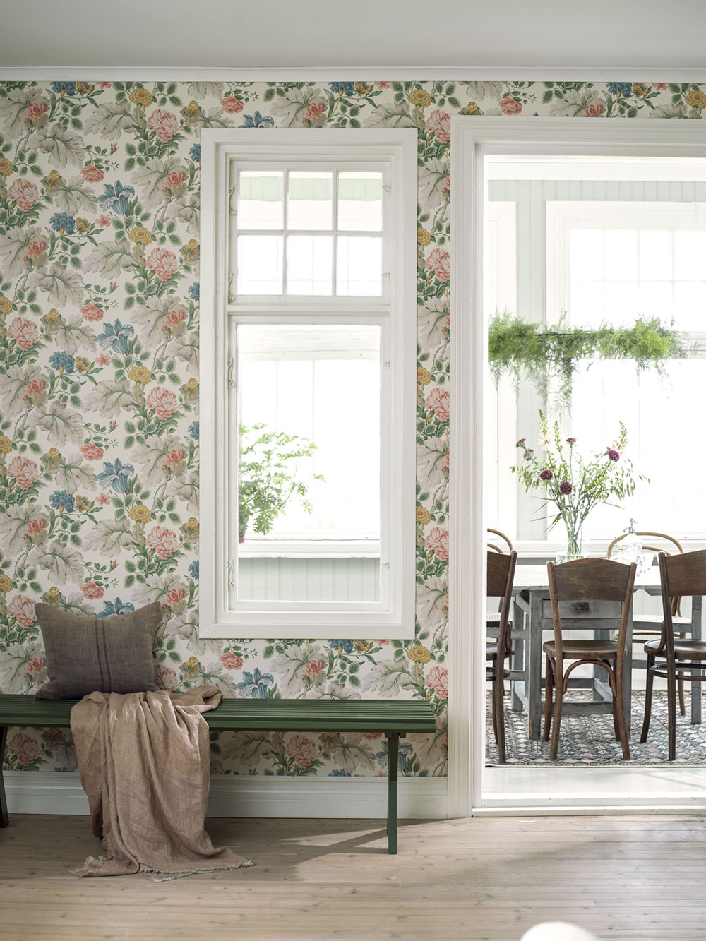Wallpaper, cream, flowers, 7235, New Heritage, Borastapeter