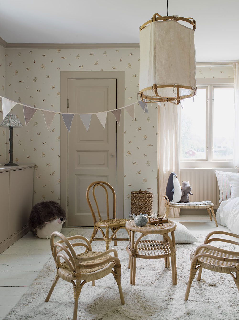 Wallpaper, grey-beige, animals, 6923, Newbie Wallpaper, Boråstapeter