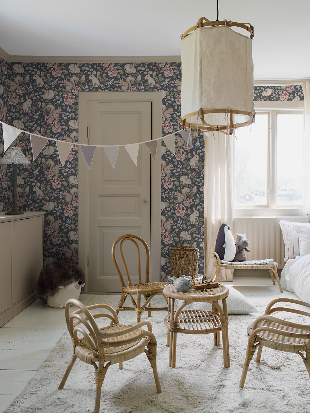 Wallpaper, blue, animals, 6932, Newbie Wallpaper, Boråstapeter