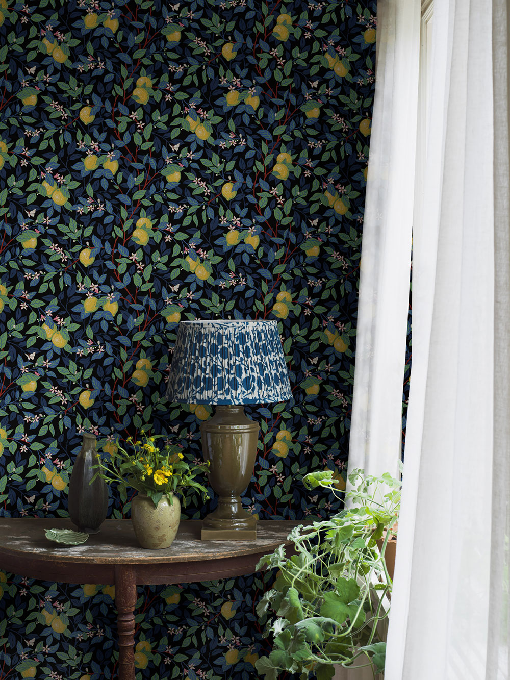Wallpaper, black, lemon tree, 5703, Orangeri, Boråstapeter