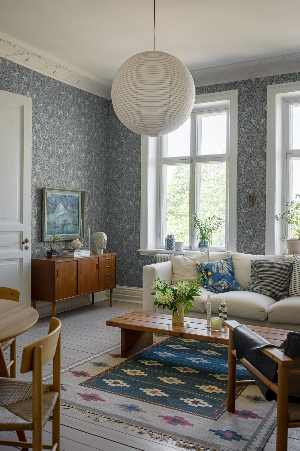 Blue wallpaper, trees, leaves, animals, 2047, Icons, Borastapeter