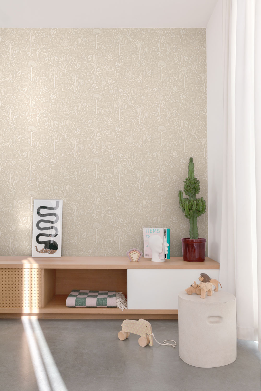 Wallpaper, grey-beige, forest animals, LD3403, Little Dreamers, Grandeco