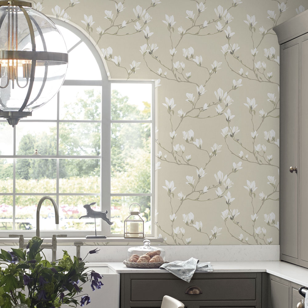 Non woven wallpaper with magnolia flowers 20, Laura Ashley, Graham &  Brown